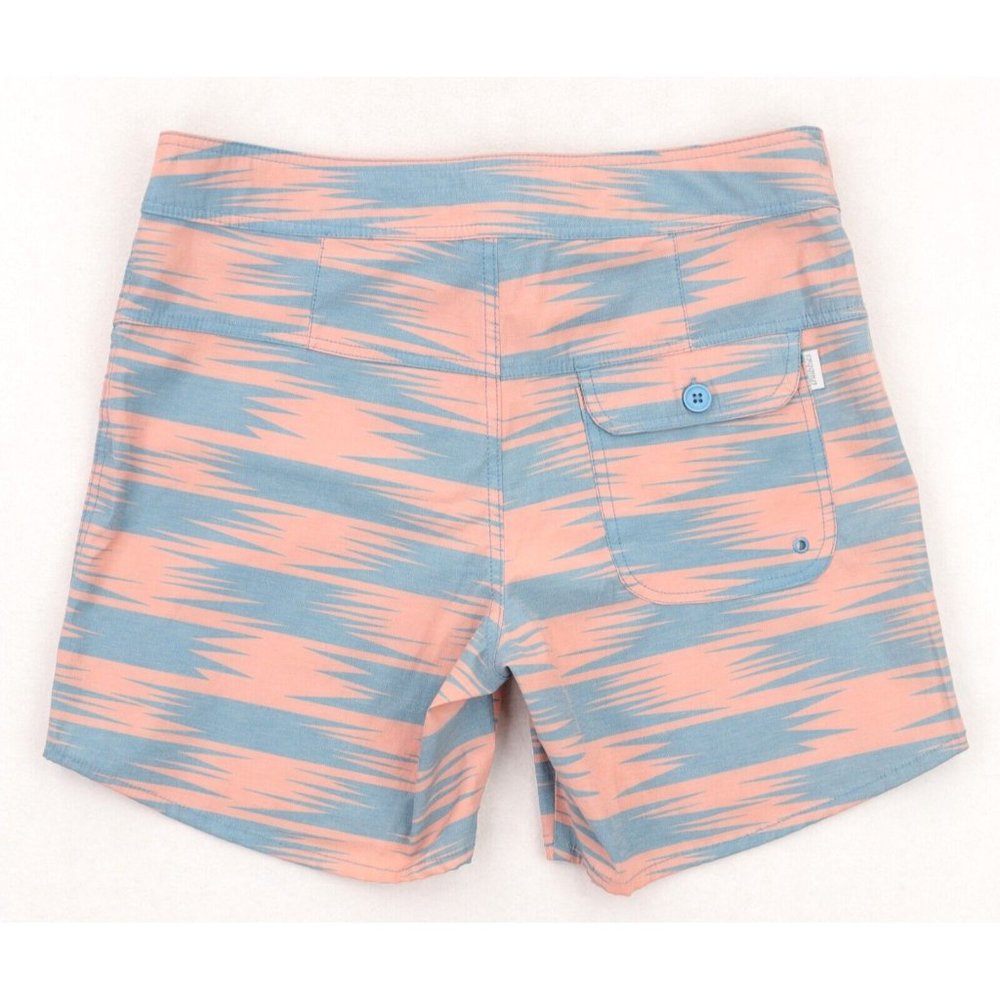 Chubbies Board Shorts Mens 32 Red Pink Blue Unlined  6” Inseam Swim Trunks - Picture 2 of 5